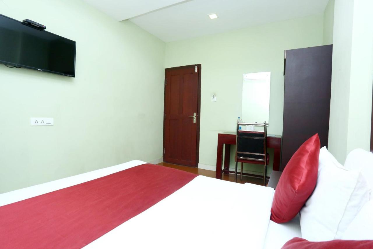Hôtel Oyo 15190 Select Residency à Kozhikode Extérieur photo
