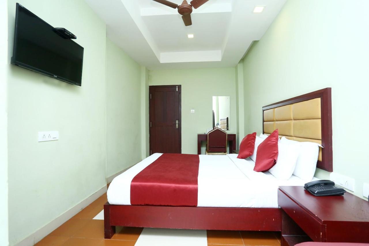 Hôtel Oyo 15190 Select Residency à Kozhikode Extérieur photo