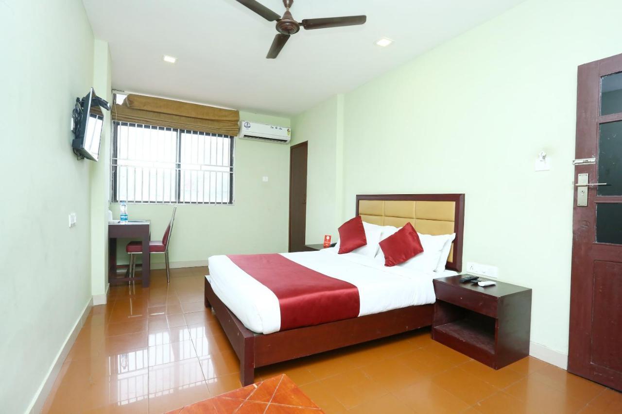 Hôtel Oyo 15190 Select Residency à Kozhikode Extérieur photo
